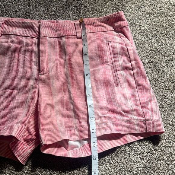 ANA A New Approach Shorts Womens Size 4 Pink Print Twill Flat Shorts Chino - Picture 9 of 9